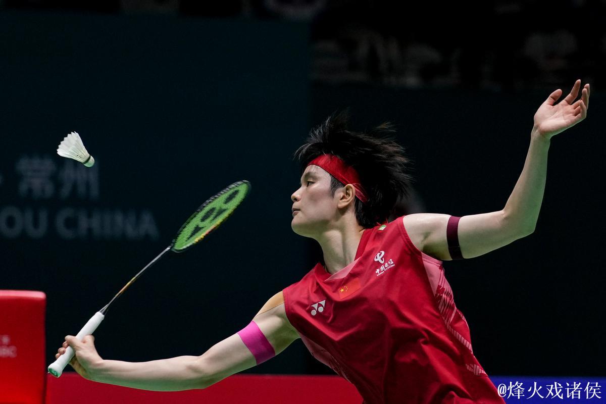 中国香港羽毛球公开赛：王祉怡女单夺冠 韩悦获亚军